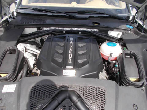 2016 Porsche Macan S