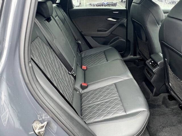 2025 Audi SQ6 e-tron quattro Prestige