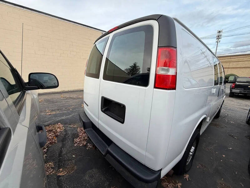 2019 Chevrolet Express 2500
