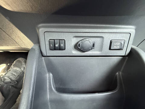 2012 Toyota Prius v Two