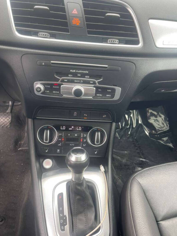 2016 Audi Q3 2.0T quattro Premium Plus