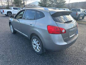 2012 Nissan Rogue SV w/SL Package