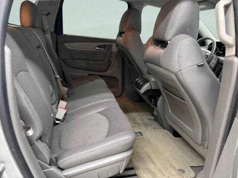2017 Chevrolet Traverse LS
