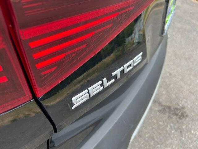 2023 Kia Seltos S