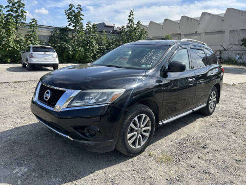 2013 Nissan Pathfinder SV