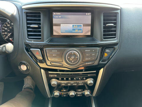 2016 Nissan Pathfinder S