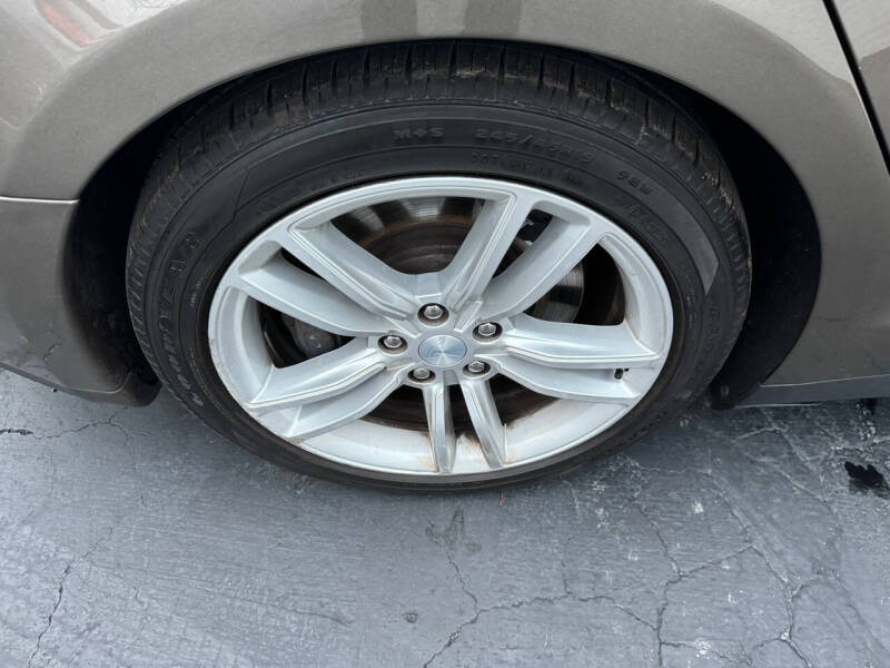 2015 Tesla Model S 85D