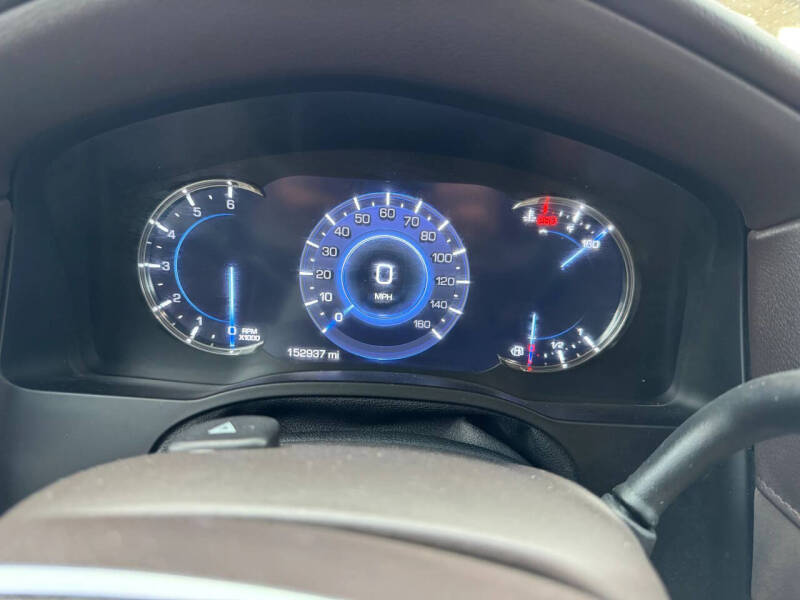 2017 Cadillac Escalade ESV Standard