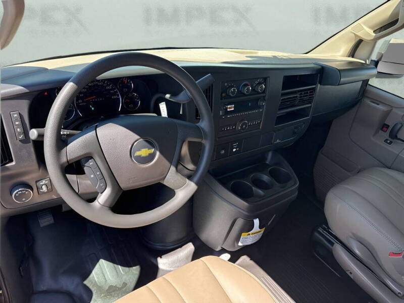 2026 Chevrolet Express 3500