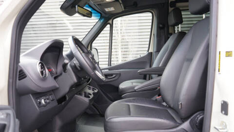2024 Mercedes-Benz Sprinter 2500