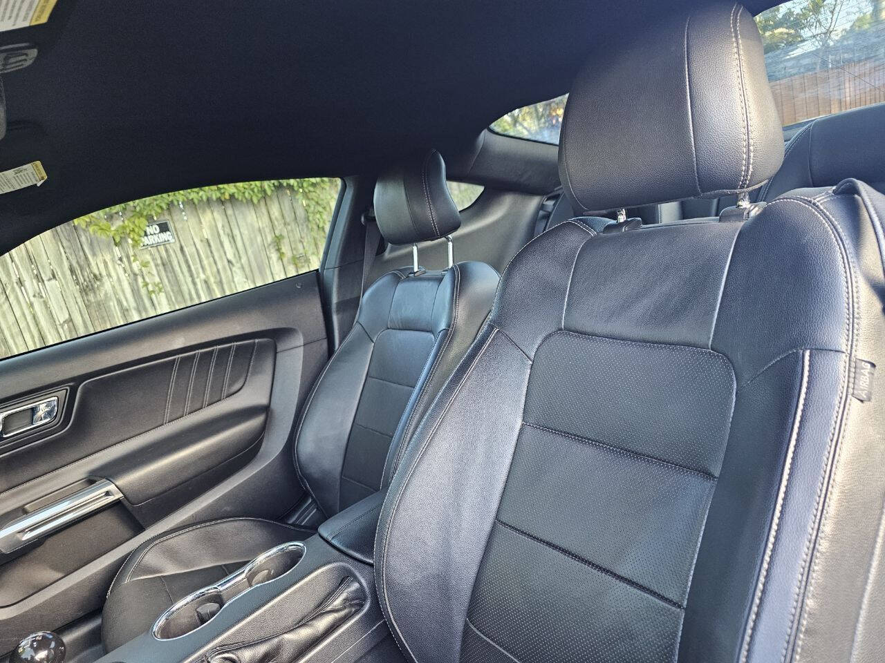 2015 FORD Mustang Coupe - $21,025