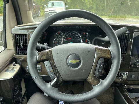 2025 Chevrolet Express 2500