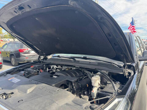 2017 GMC Yukon XL SLT