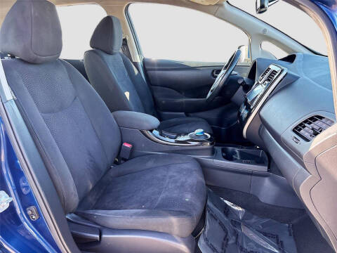 2016 Nissan LEAF SV