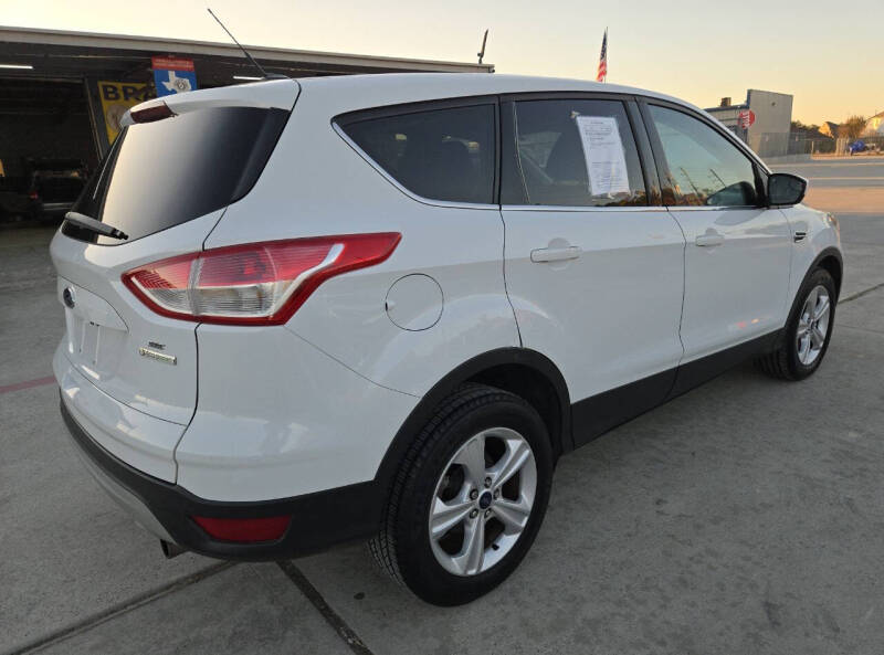 2013 Ford Escape SE photo 16