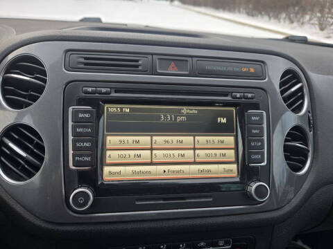 2012 Volkswagen Tiguan SEL 4Motion