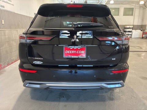 2025 Mitsubishi Outlander SE