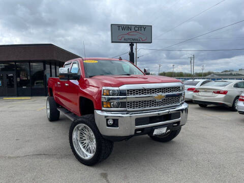 2015 Chevrolet Silverado 2500HD for sale at TWIN CITY AUTO MALL in Bloomington IL