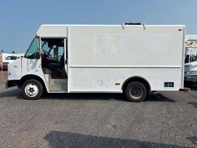 2010 Freightliner MT45 Chassis