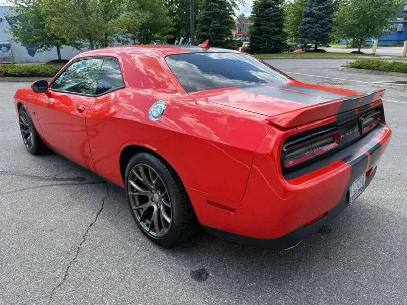 2016 Dodge Challenger SRT 392