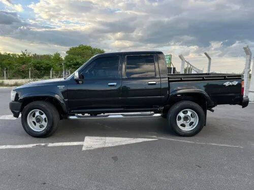 2000 Toyota Hilux