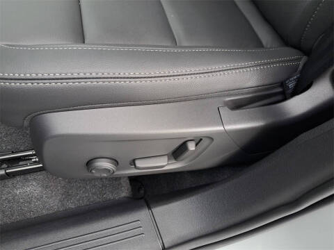 2026 Volvo XC40 B4 Core