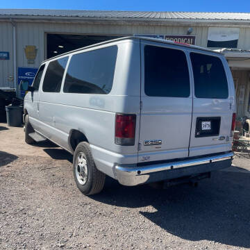 2010 Ford E-Series E-350 SD XLT