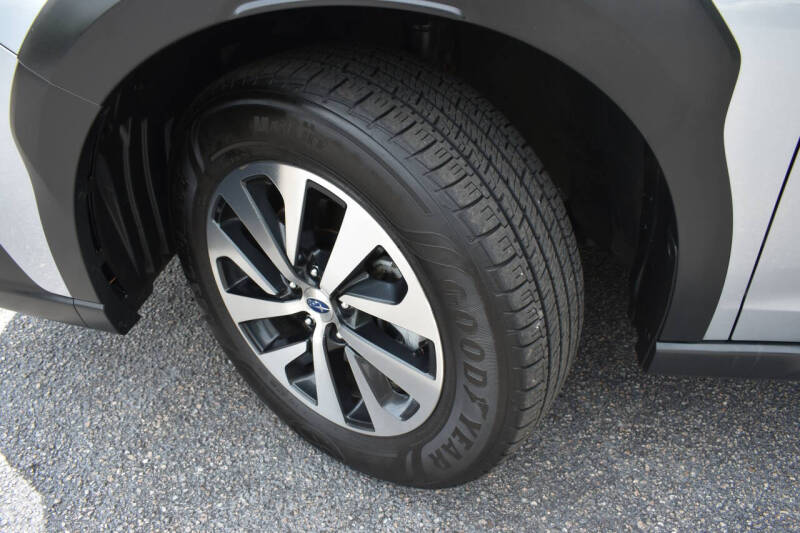 2023 Subaru Outback Premium