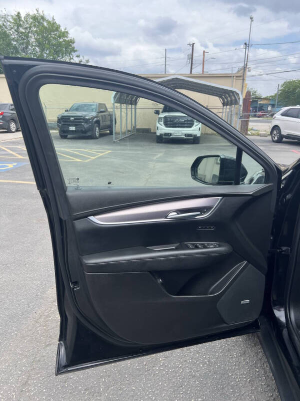 2018 Cadillac XT5 Luxury