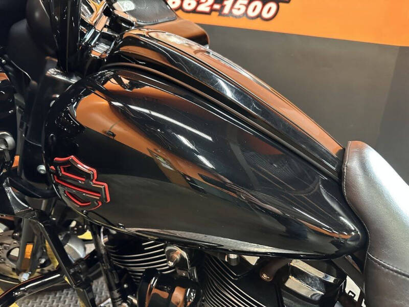 2022 Harley-Davidson FLTRXS - Road Glide Spec