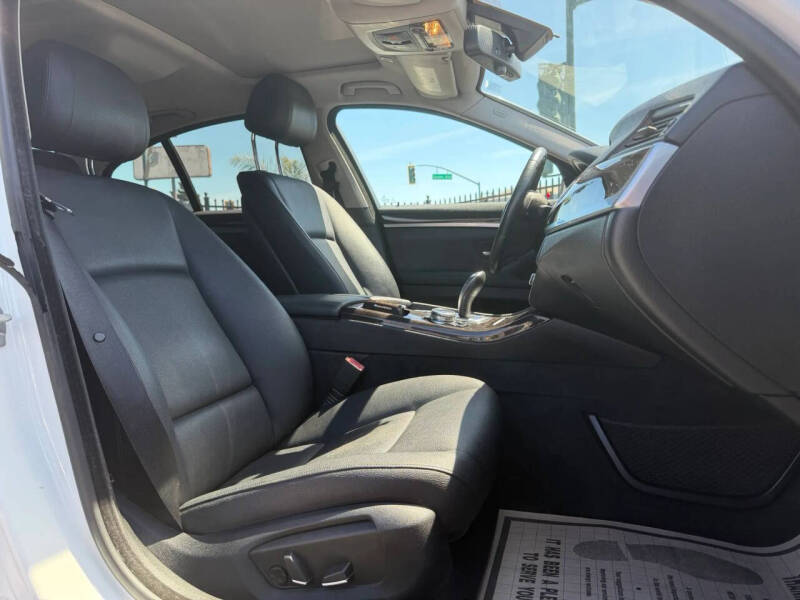 2014 BMW 5 Series 528i