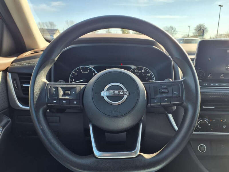 2023 Nissan Rogue S
