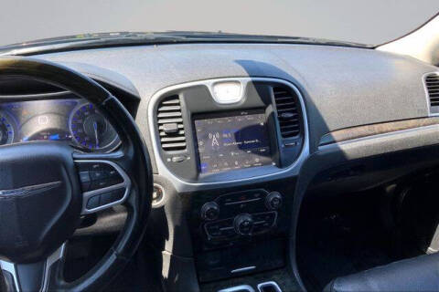 2018 Chrysler 300 Limited