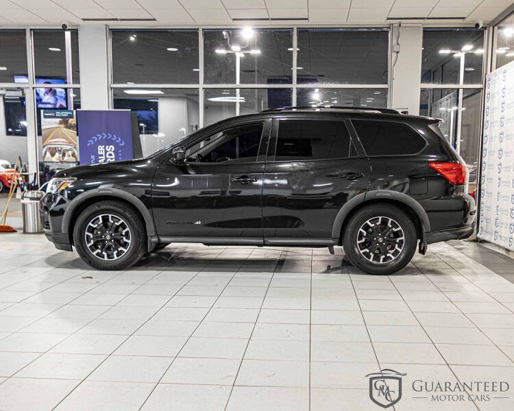 2020 Nissan Pathfinder SV