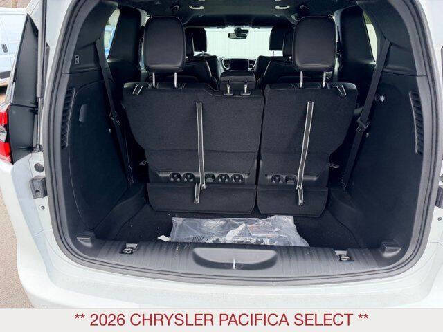 2026 Chrysler Pacifica Select