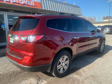 2017 Chevrolet Traverse LT