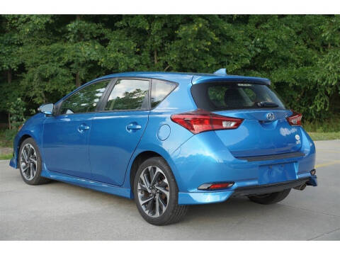 2016 Scion iM