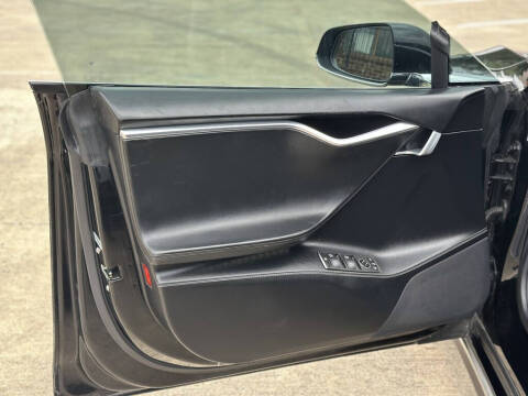 2016 Tesla Model S