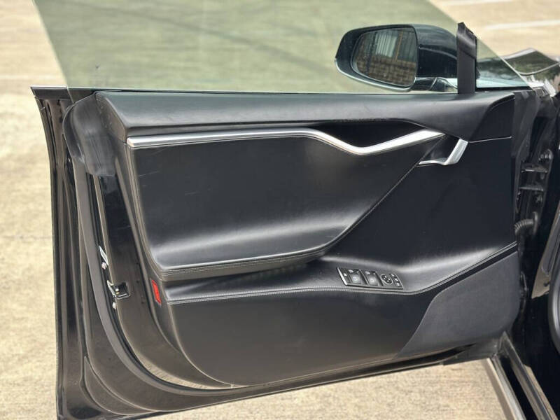 2016 Tesla Model S