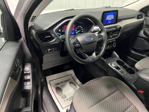 2022 Ford Escape Hybrid SE