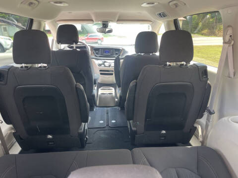 2017 Chrysler Pacifica LX