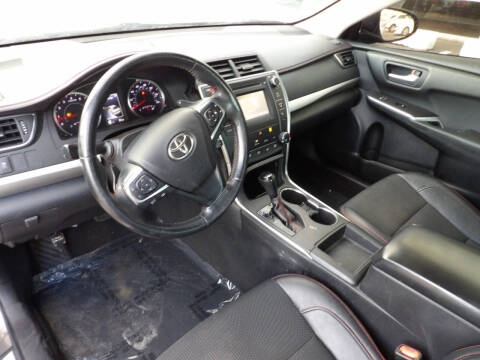 2017 Toyota Camry SE