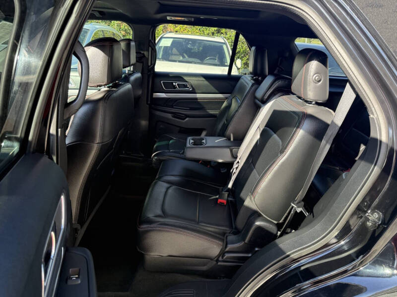 2016 Ford Explorer Sport