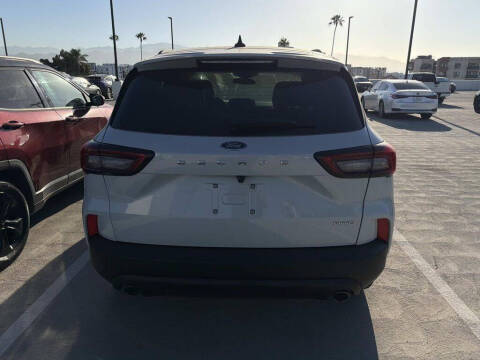2025 Ford Escape ST-Line Select