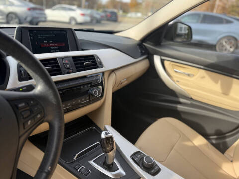 2018 BMW 3 Series 320i xDrive