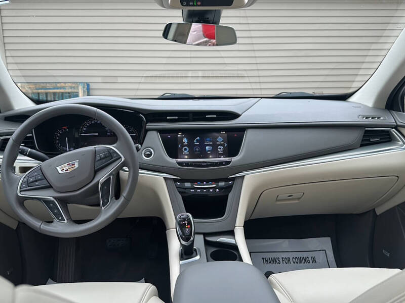 2018 Cadillac XT5 Luxury