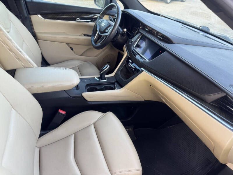 2017 Cadillac XT5