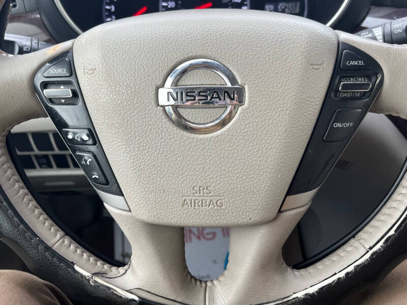 2017 Nissan Quest S