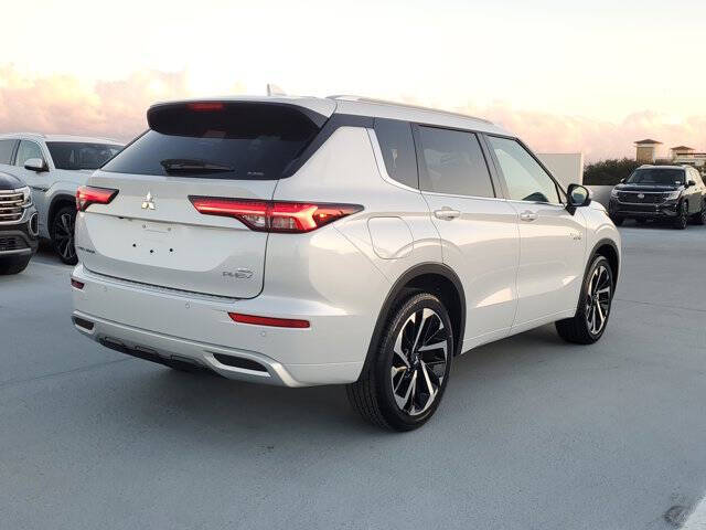 2025 Mitsubishi Outlander PHEV SEL