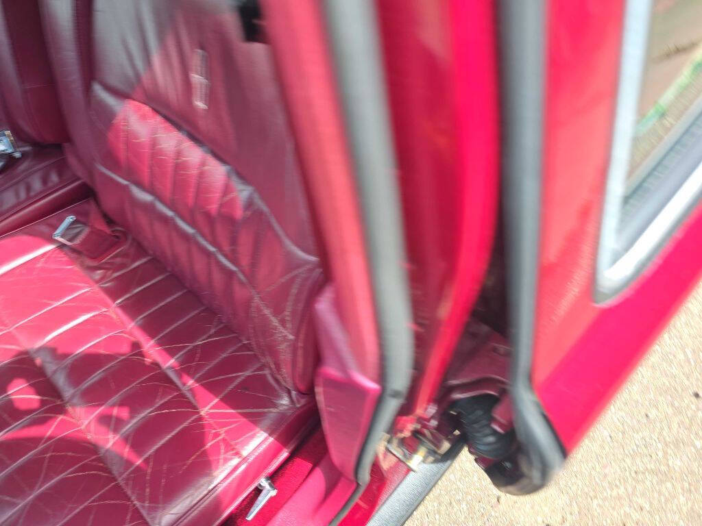 1993 Lincoln Town Car 42
